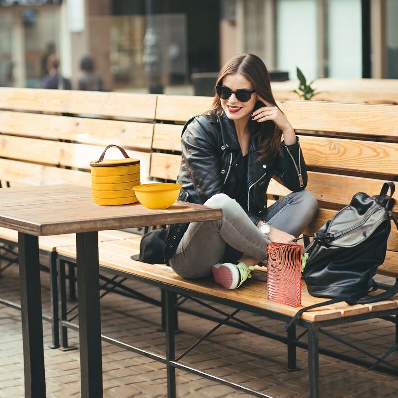 Guzzini On The Go torba termiczna okr�g�a z pojemnikiem