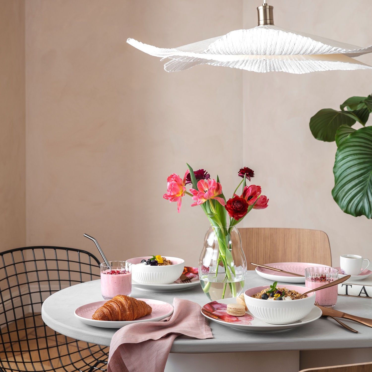 Villeroy & Boch Rose Garden fili�anka do espresso z bia�ym spodkiem