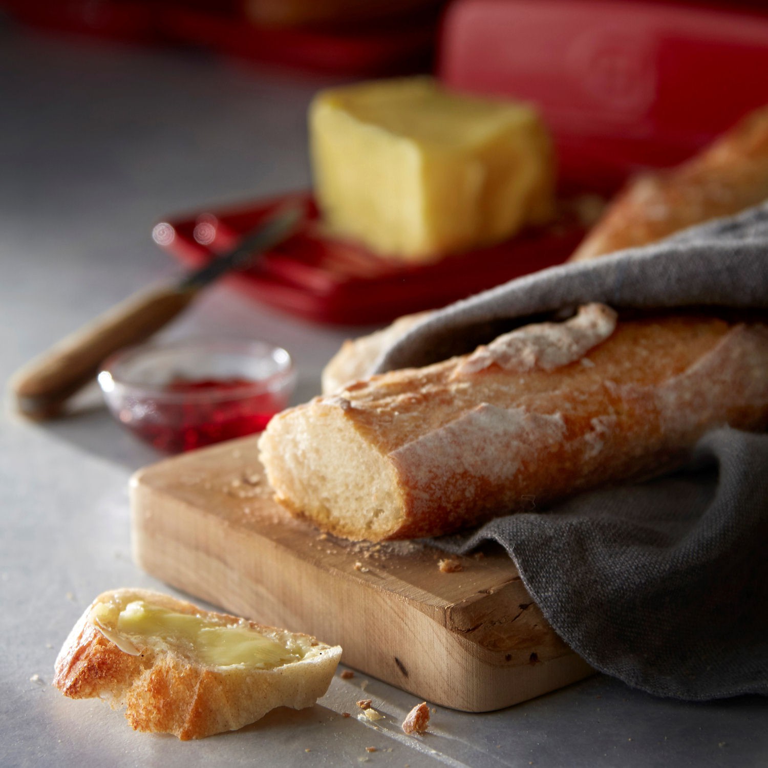 Emile Henry forma do wypieku 3 bagietek typu paryskiego