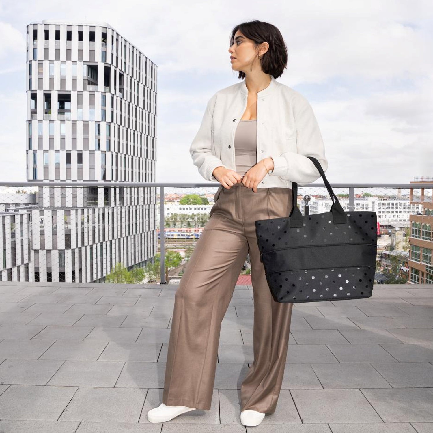 Reisenthel SHOPPER E1, glossy dots black Torba na zakupy