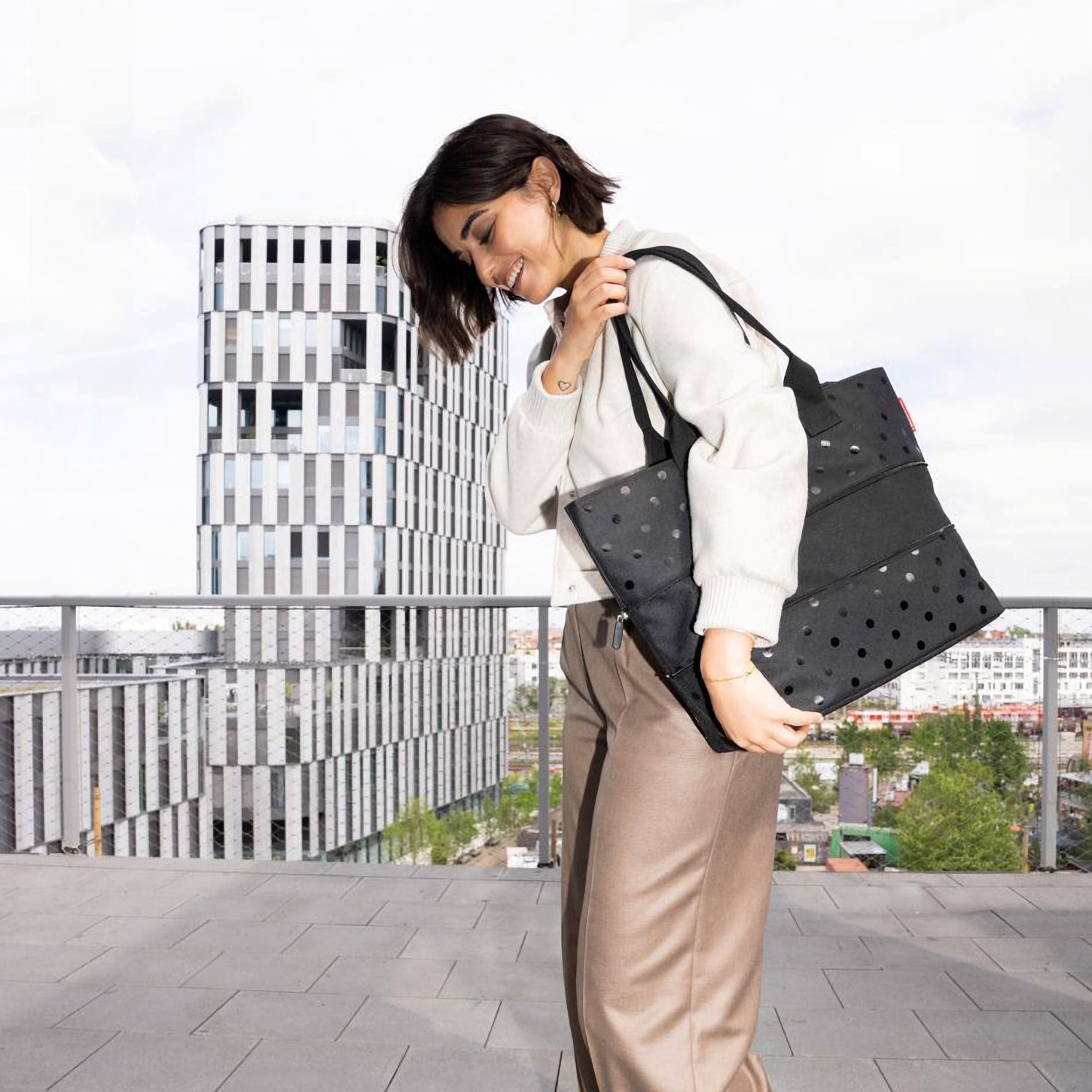 Reisenthel SHOPPER E1, glossy dots black Torba na zakupy