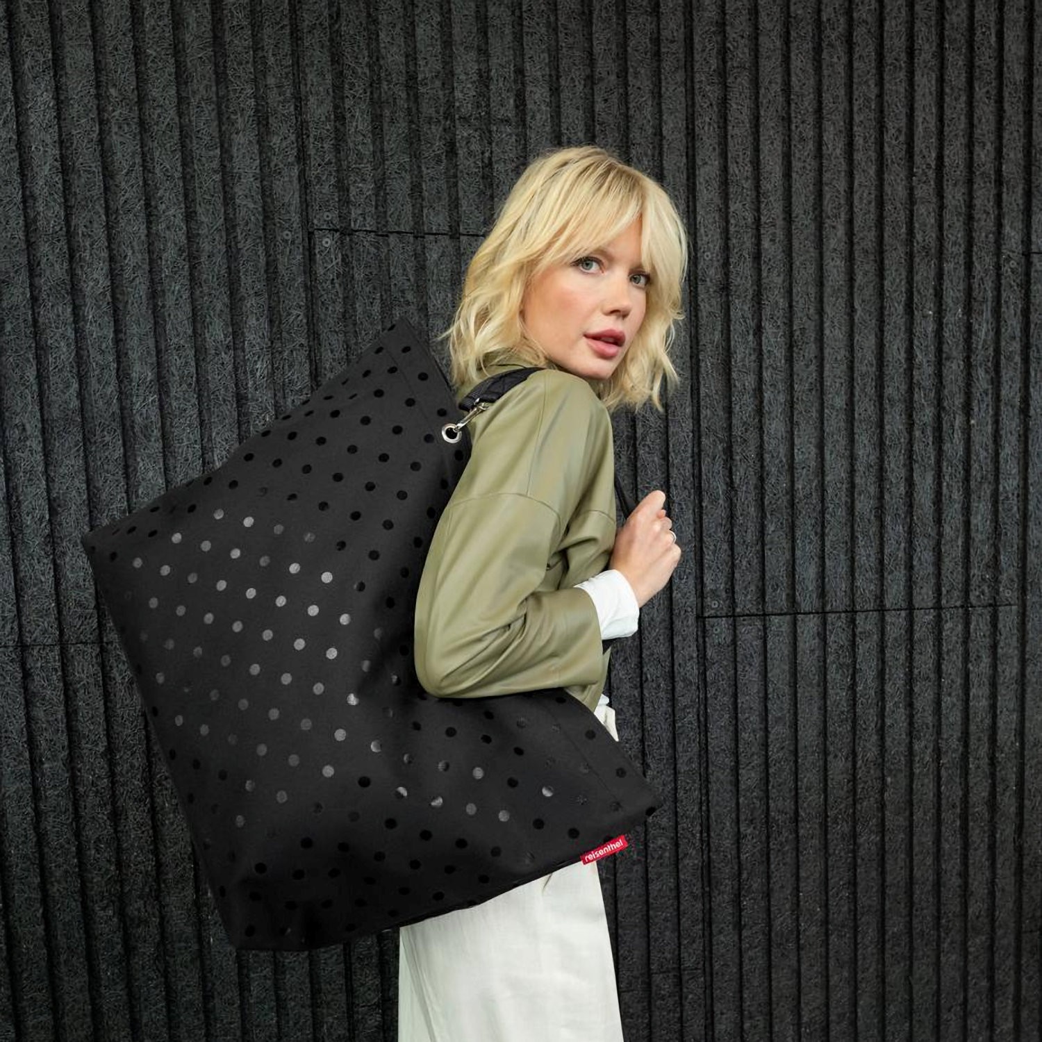 Reisenthel SHOPPER XL, glossy dots black Torba
