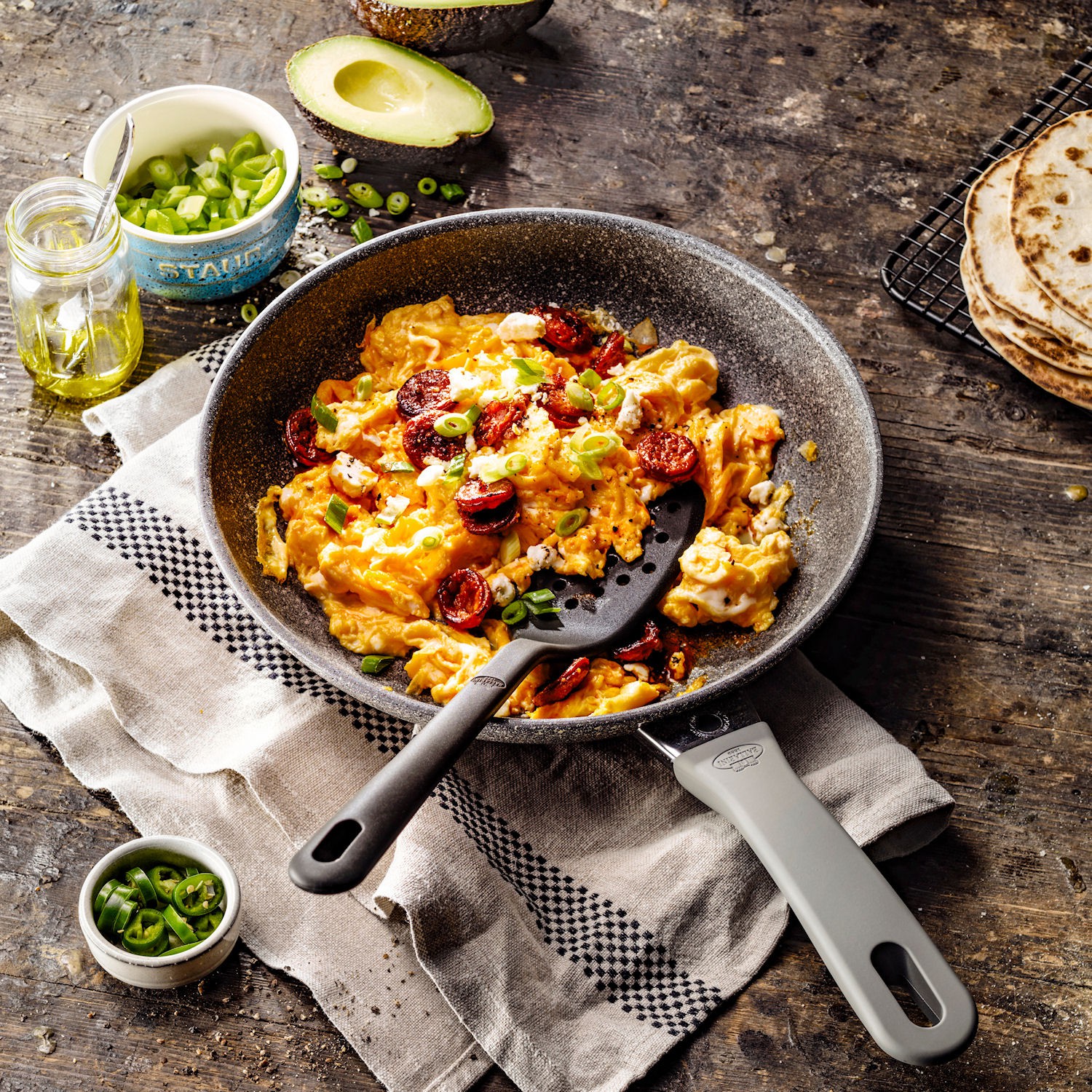 Ballarini Murano patelnia p�ytka z pow�ok� nieprzywieraj�c�