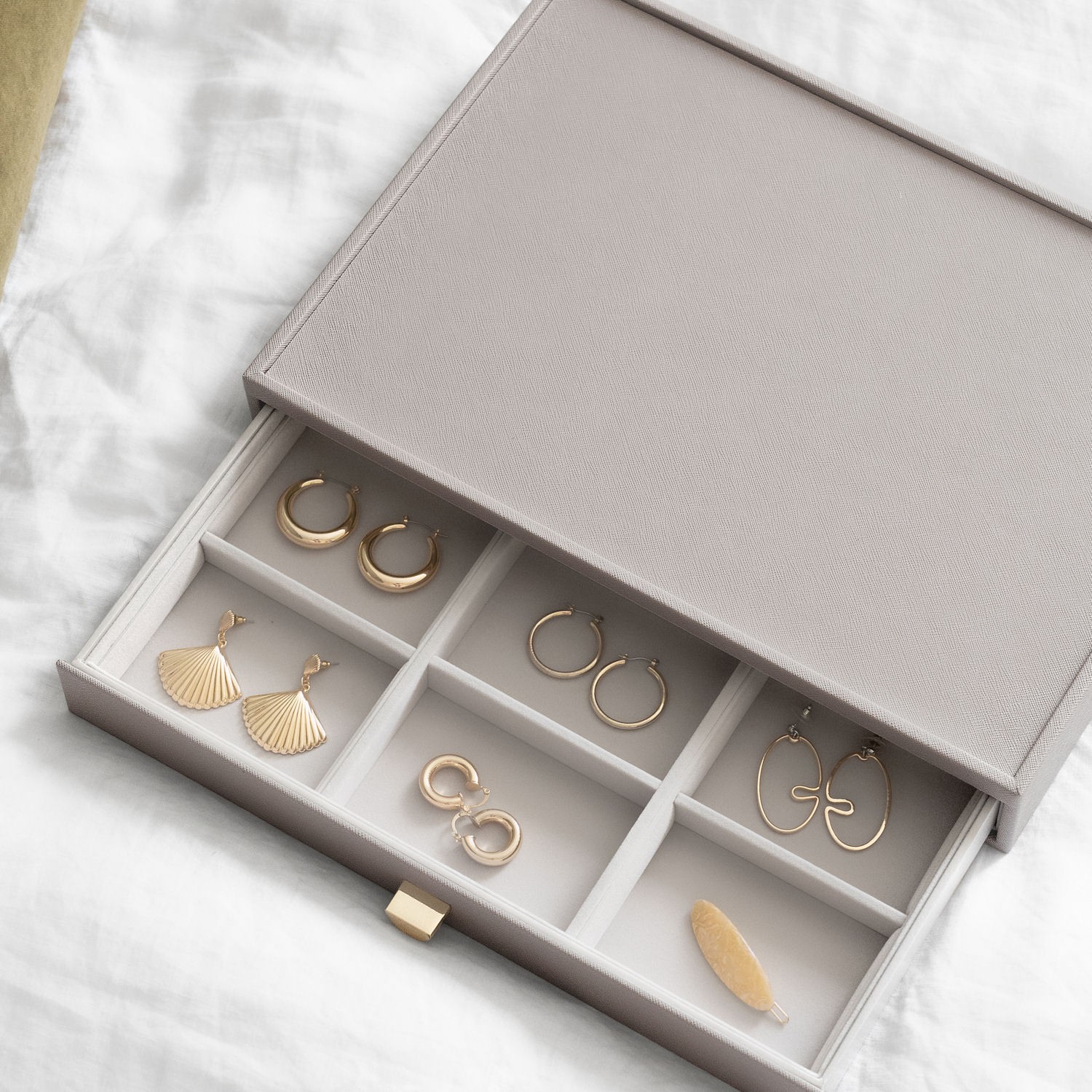 Stackers supersize 9 komorowa szkatu�ka na bi�uteri� z szuflad�