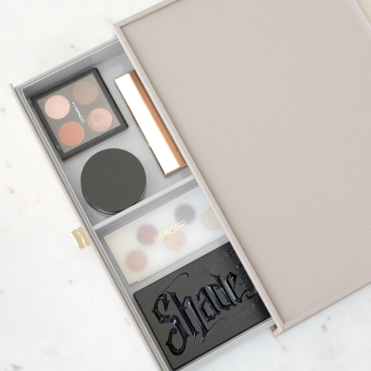 Stackers supersize Organizer na kosmetyki z szuflad�