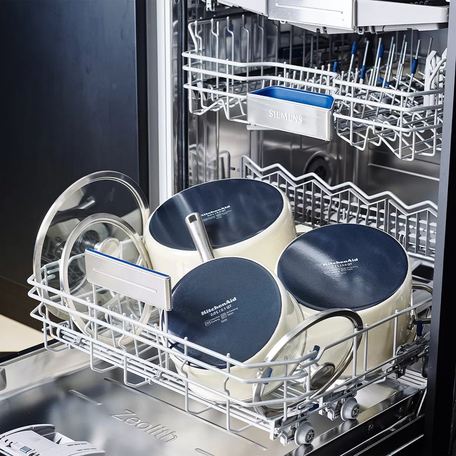 KitchenAid Steel Core Enamel Garnek emaliowany z pokrywk