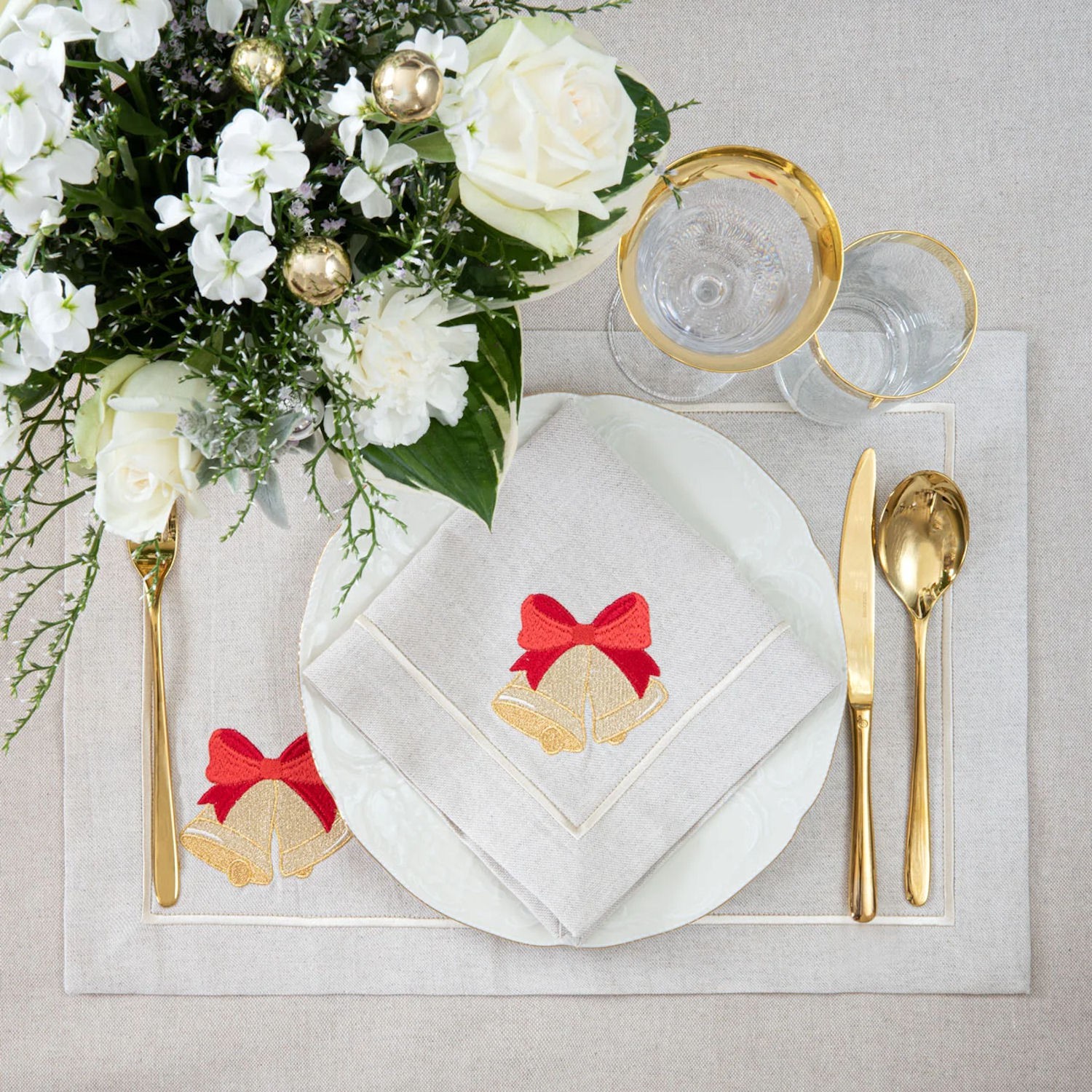 Roseberry Home Jingle Bells & Christmas Bauble Mirha serwetki, 4 sztuki