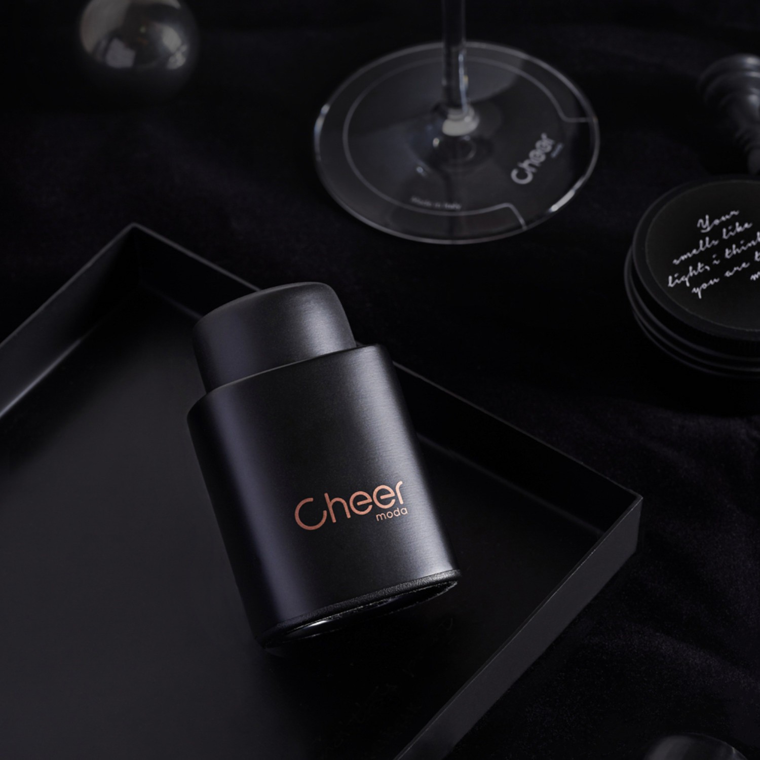 Cheer Moda Peak Korek prniowy do wina