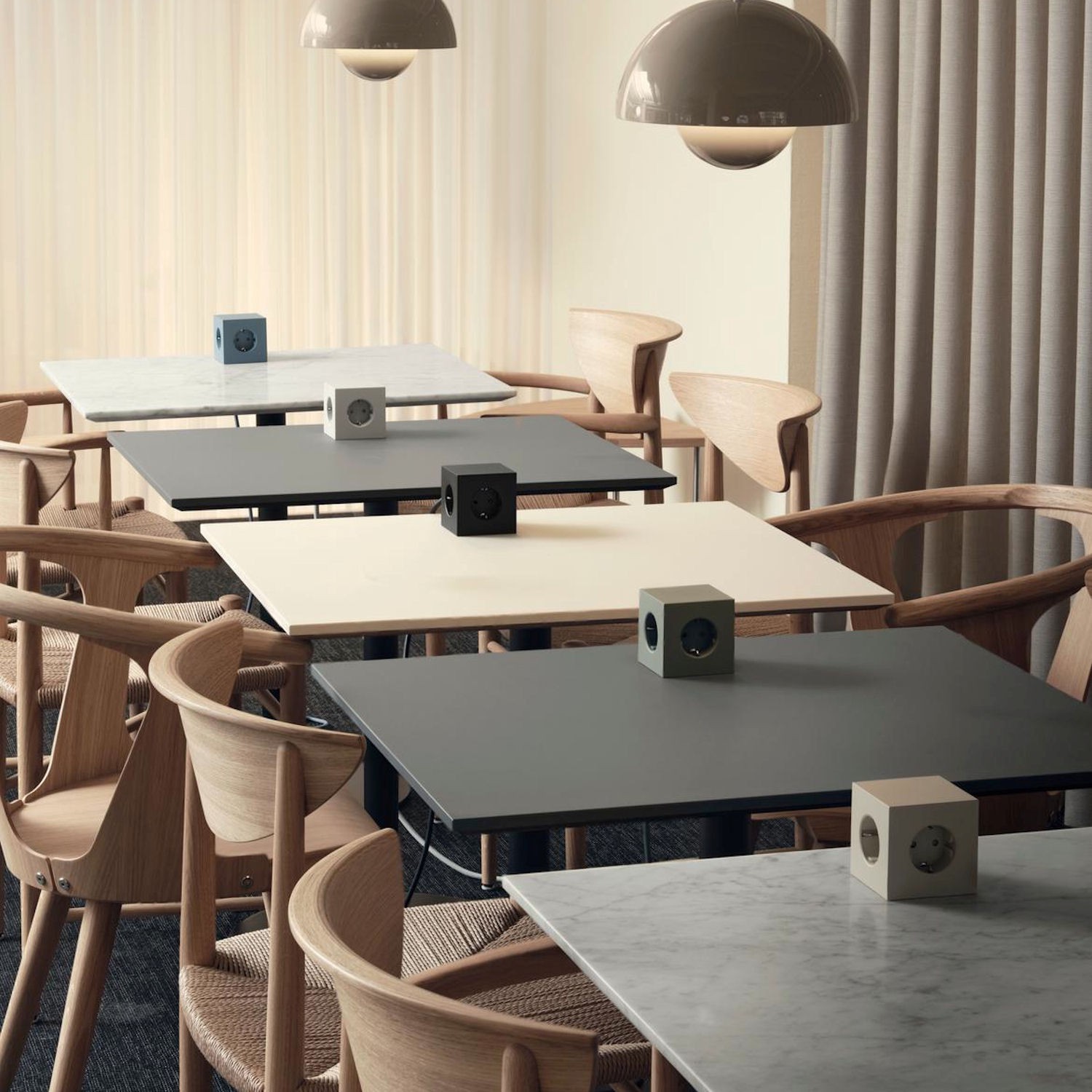 Avolt Square 1 Listwa zasilajca z podwjnym USB-C 30 W i magnetyczn podstaw, 3 m